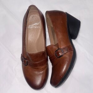 Dansko Women's Leather Loafers with Buckle - Chestnut